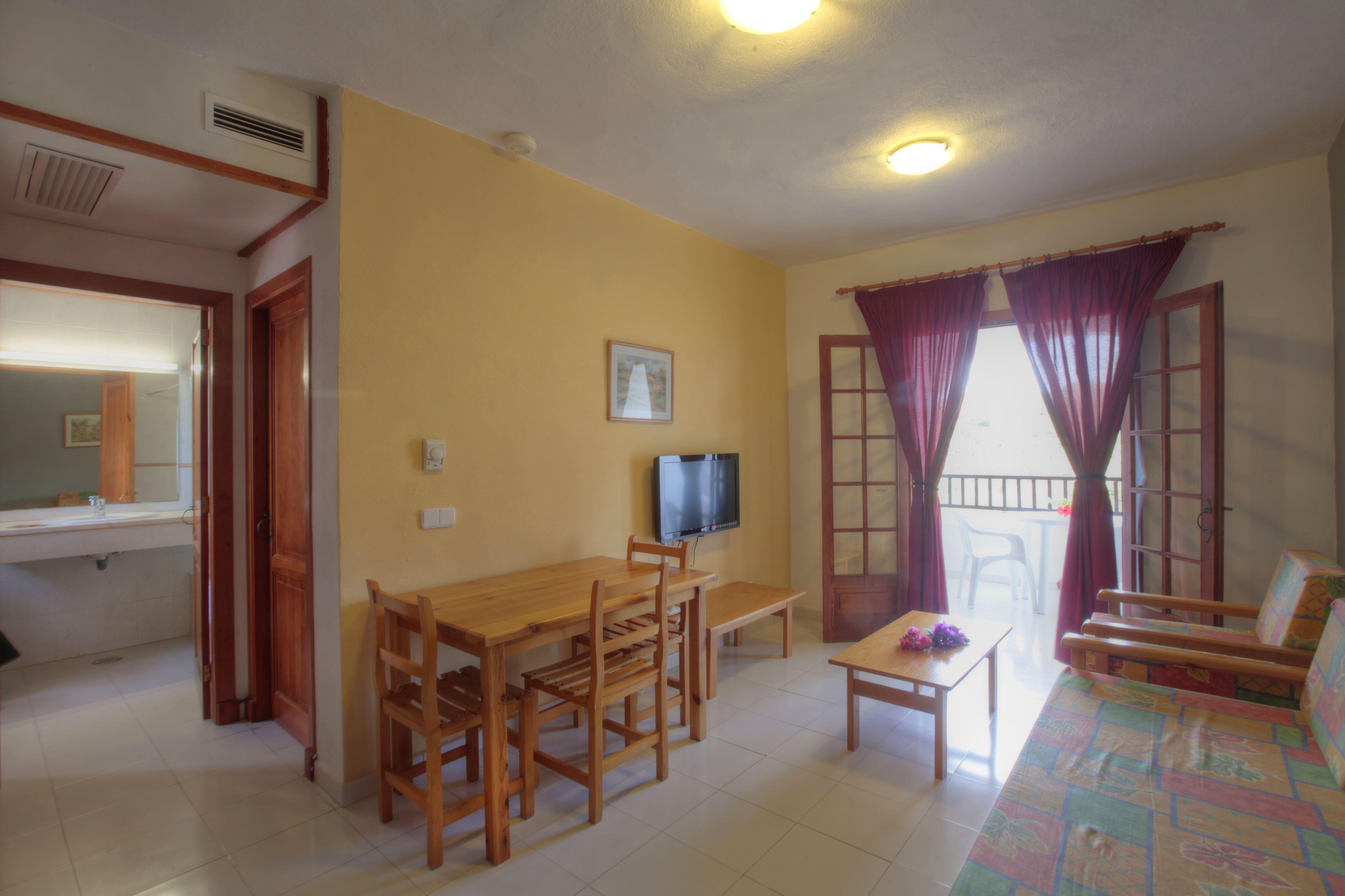 Fergus Club Carema Splash Playas De Fornells ภายนอก รูปภาพ