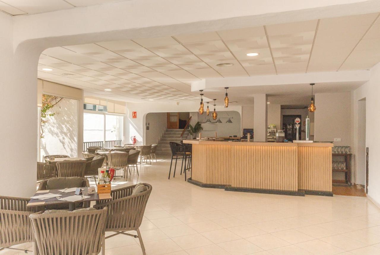 Fergus Club Carema Splash Playas De Fornells ภายนอก รูปภาพ