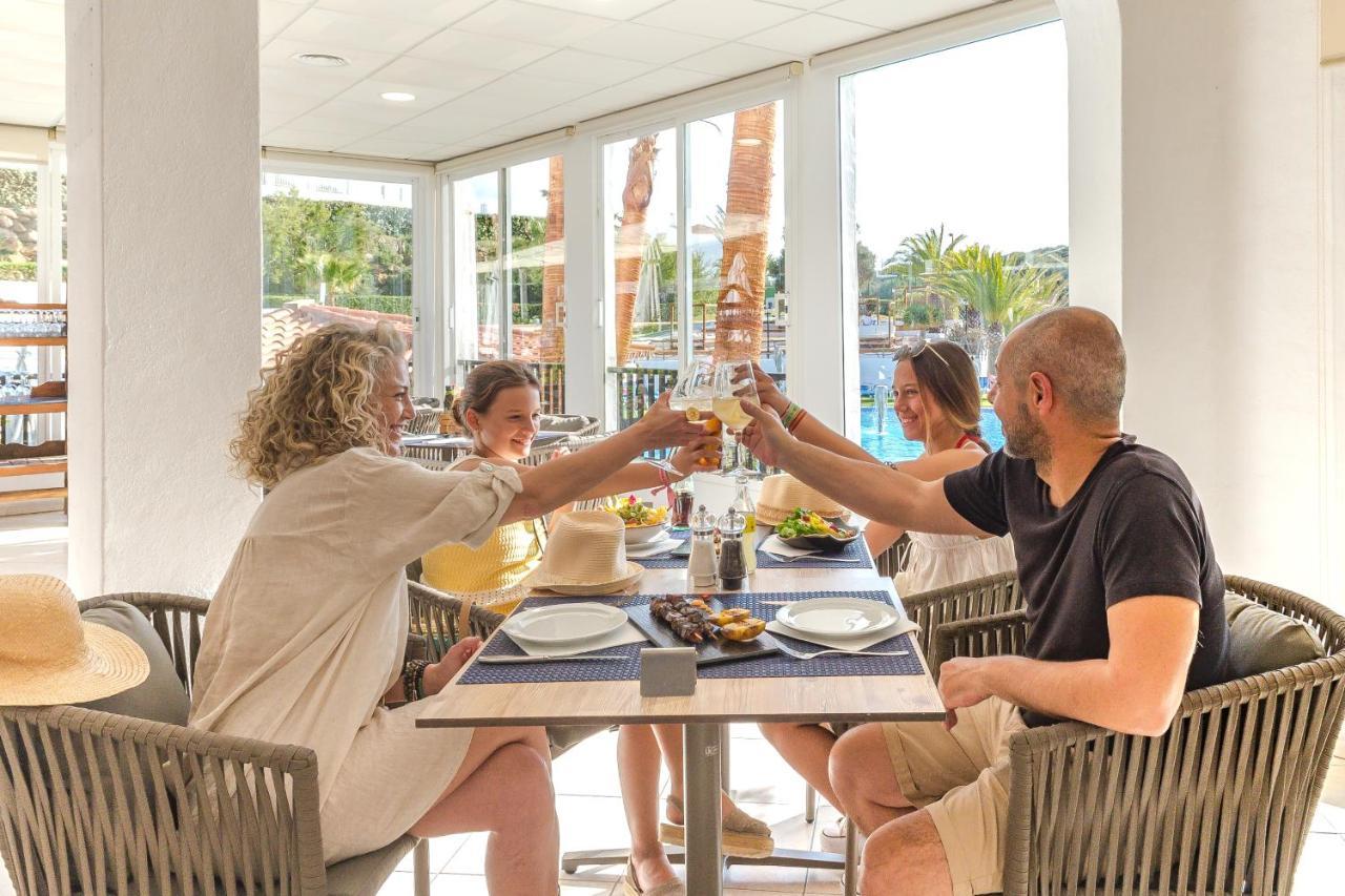 Fergus Club Carema Splash Playas De Fornells ภายนอก รูปภาพ